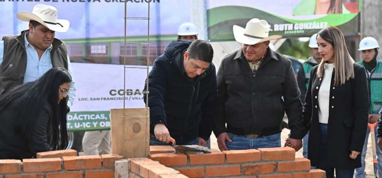Gobernador arranca construcción de COBACH
