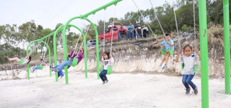 FAMILIAS DE SANTA CATARINA AGRADECEN AL GOBIERNO ESTATAL POR NUEVA ÁREA RECREATIVA