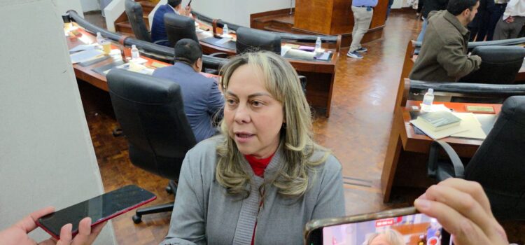 REGULAR INICIATIVAS CIUDADANAS, ES PARA EVITAR EL COYOTAJE AL INTERIOR DEL CONGRESO: SARA ROCHA