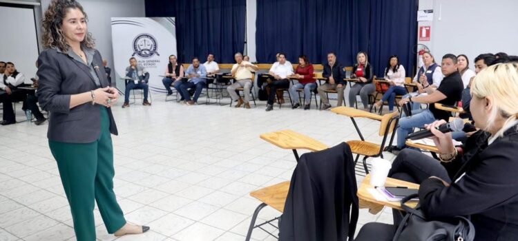 CAPACITA EJECUTIVO ESTATAL A LA FGE SOBRE ATENCIÓN A PERSONAS ADULTAS MAYORES