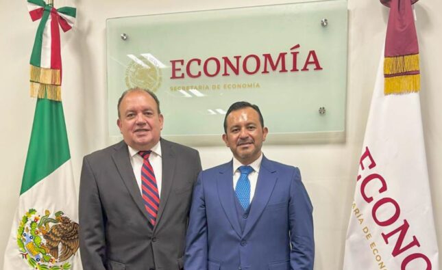 FEDERACIÓN RECONOCE A RICARDO GALLARDO POR IMPULSO ECONÓMICO