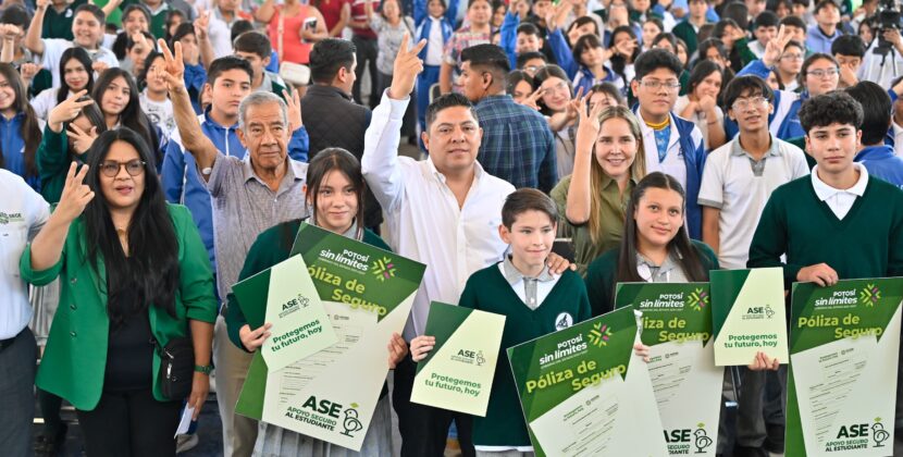 SECUNDARIAS FORTALECIDAS CON APOYOS DEL GOBIERNO ESTATAL
