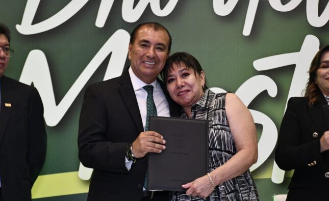 ESTADO REFRENDA APOYO SIN LÍMITES A LA EDUCACIÓN Y AL MAGISTERIO POTOSINO