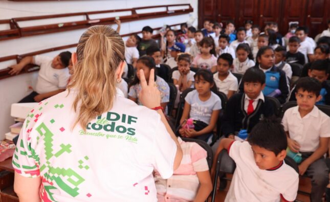 DIF ESTATAL PREVIENE ACOSO ESCOLAR EN PLANTELES