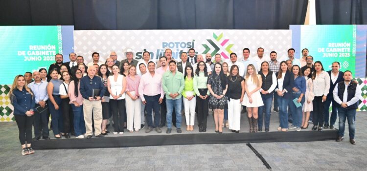 RICARDO GALLARDO ANUNCIA 10 MIL CHIPS MÁS DE INTERNET GRATUITO PARA ESTUDIANTES