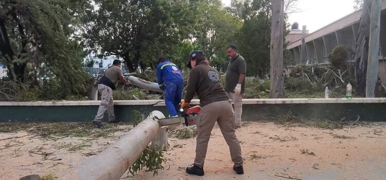 GOBIERNO ESTATAL REVISA ESCUELAS ANTE AFECTACIONES POR LLUVIAS