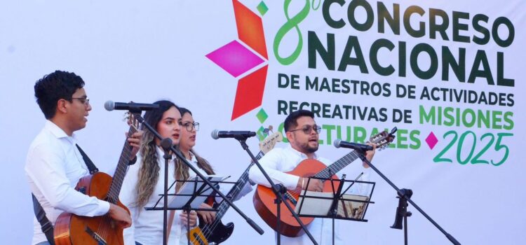 PROMUEVEN EDUCACIÓN Y CULTURA EN CONGRESO NACIONAL DE DOCENTES