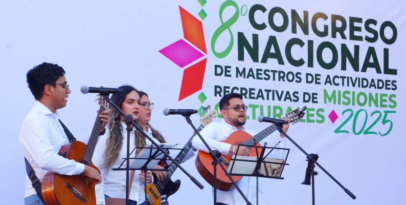 PROMUEVEN EDUCACIÓN Y CULTURA EN CONGRESO NACIONAL DE DOCENTES